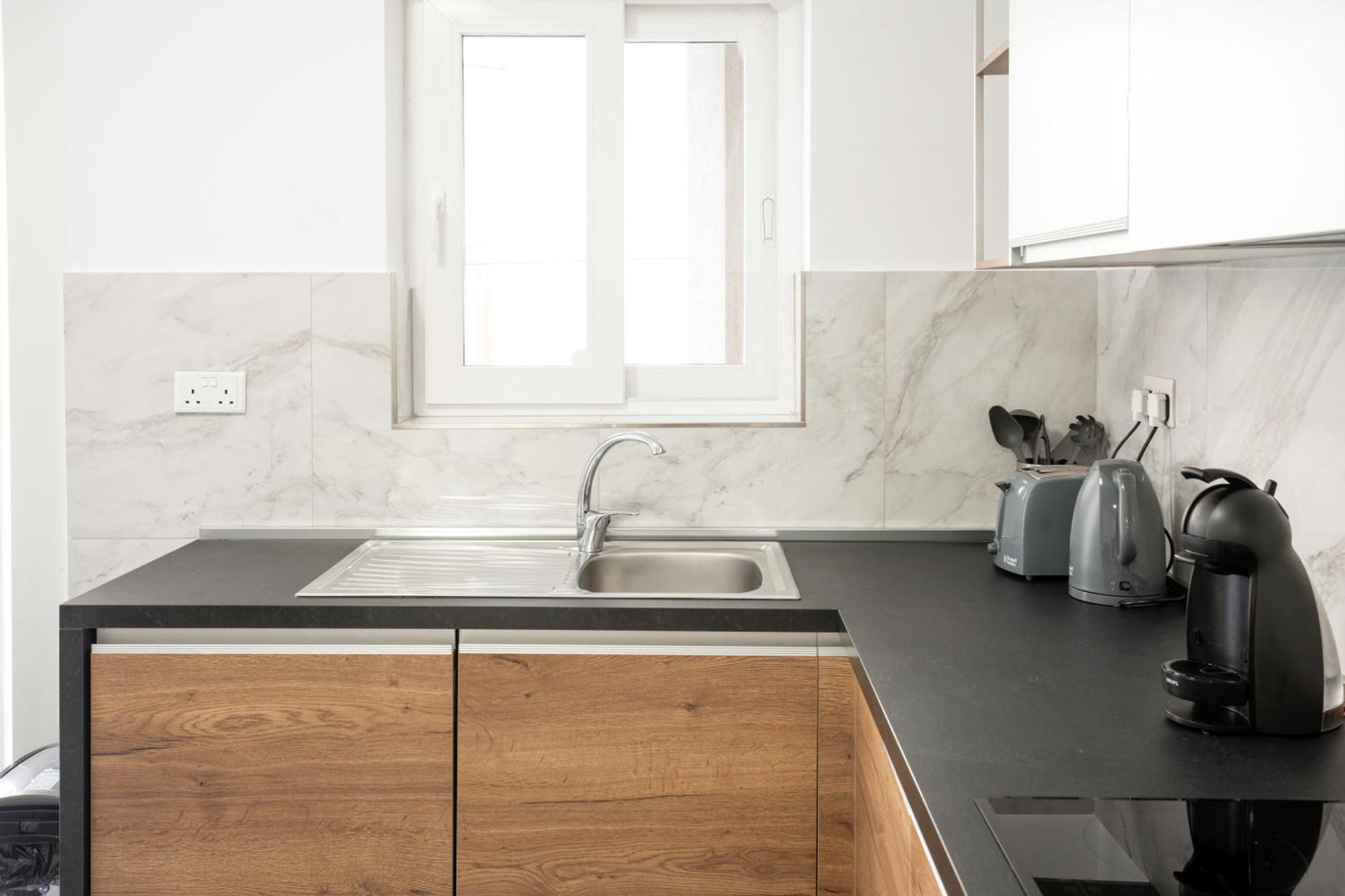 Brand New 2 Bed 2 Bath Apartment In Sliema By The Sea Exteriör bild